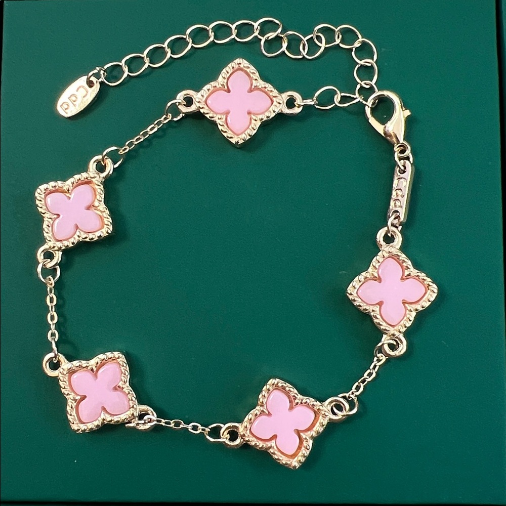5 Cloves bracelet
